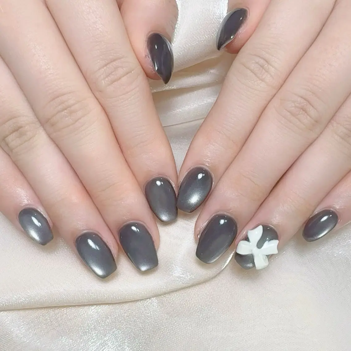 メンズ ネイル メンズ韓国風 アートネイル オーロラネイル ガーリー キラキラネイル ハンドネイル Nail salon 木にいるのネイルデザイン