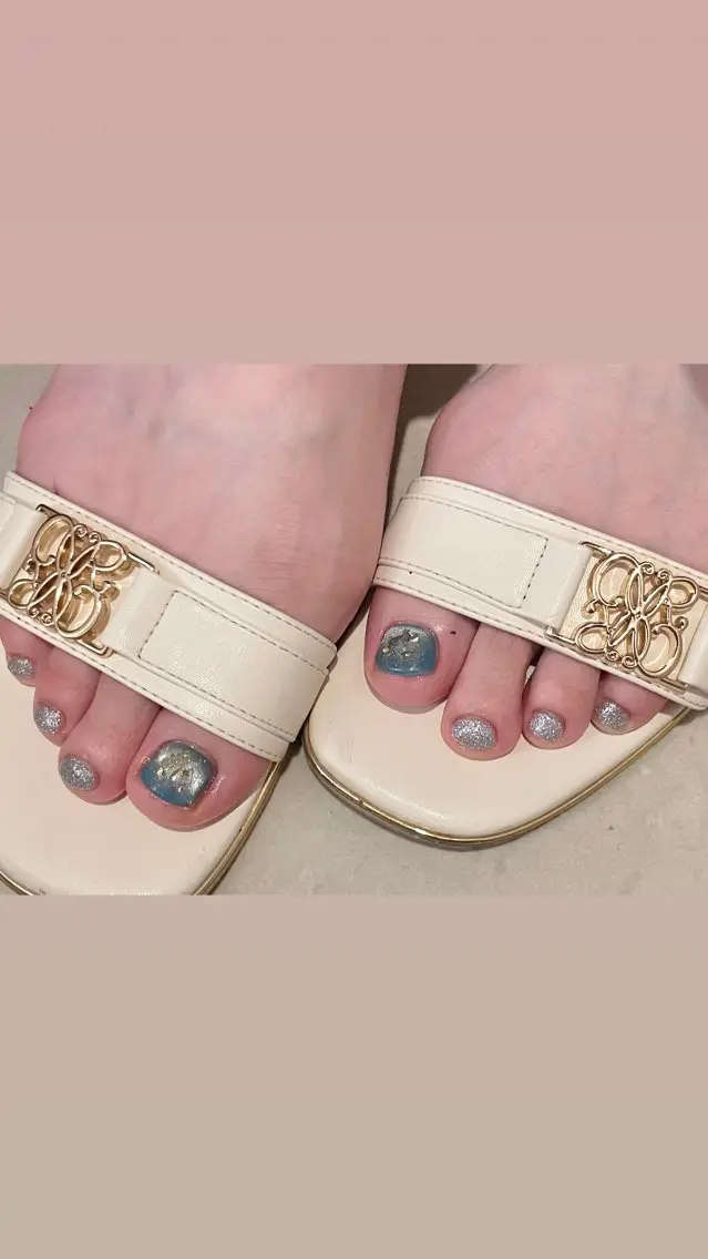 フットネイル tliengle ［ﾄﾘｱﾝｸﾞﾙ］のネイルデザイン