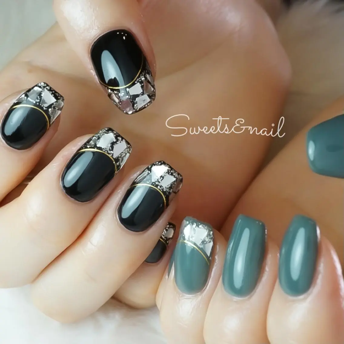 ネイル カジュアル フレンチネイル ガラスフレンチ グリーン キラキラネイル Sweets& nail みなこのネイルデザイン
