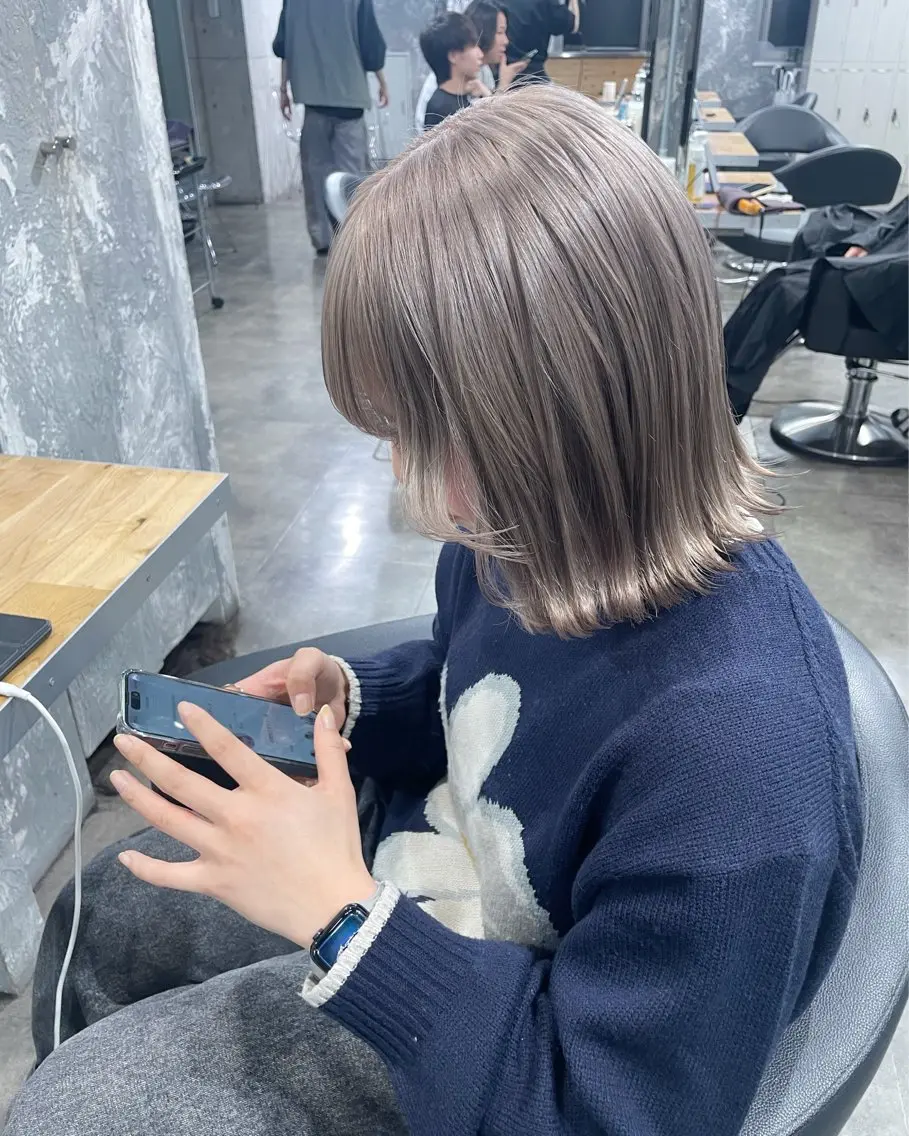ミディアム カラー ハイトーン 横浜💞ミオのヘアスタイル