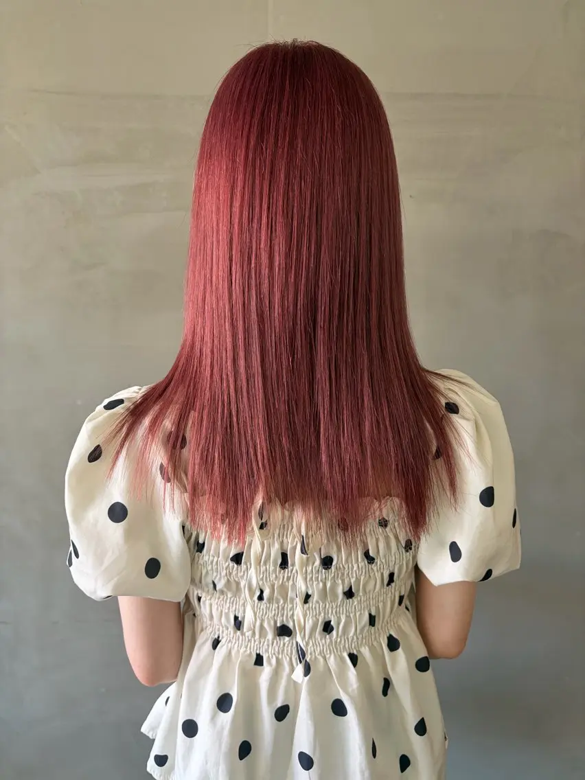 カラー 石江 奈琉のヘアスタイル