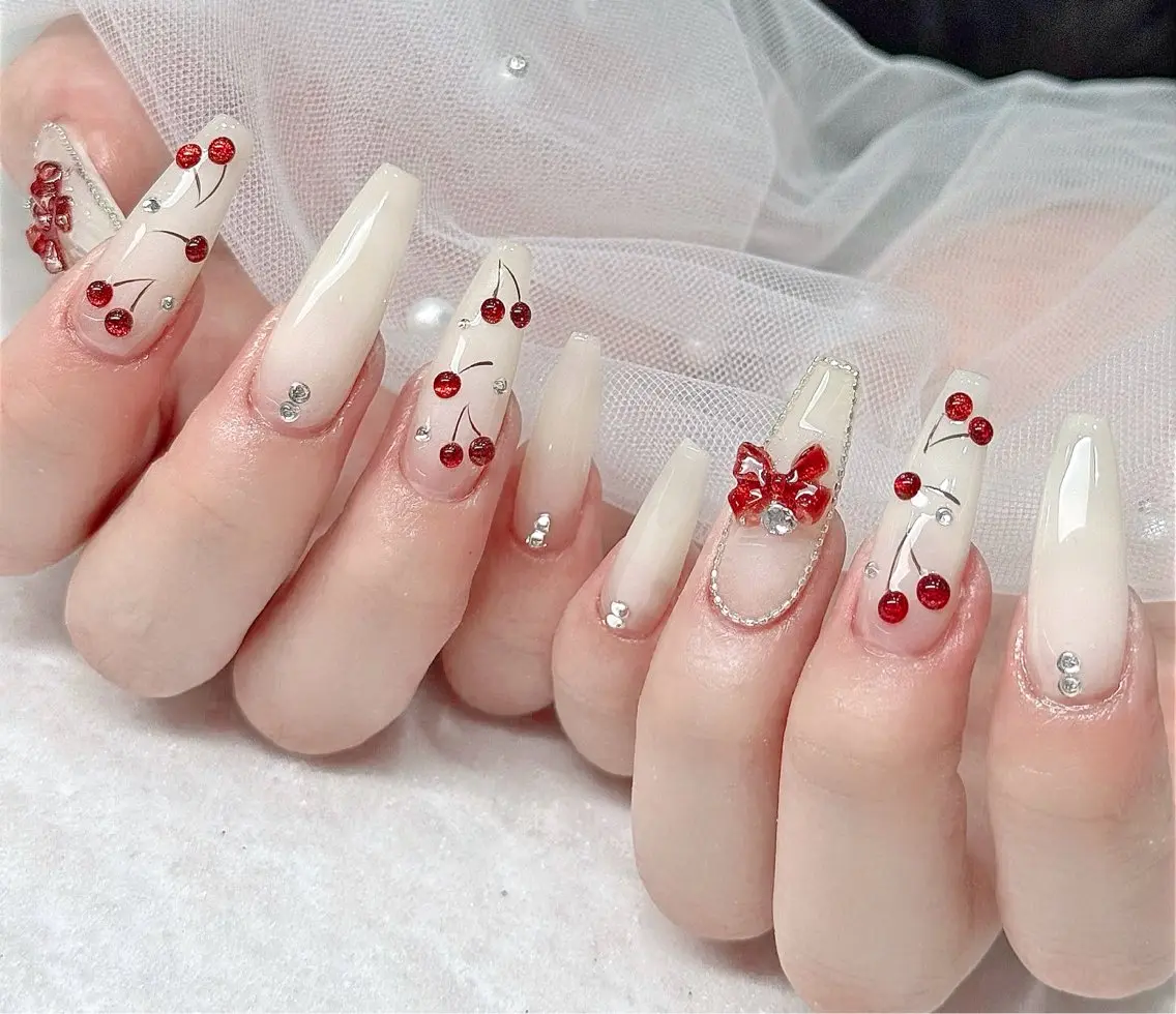 ネイル アートネイル チークネイル 韓国ネイル マグネットネイル ニュアンスネイル ハンドネイル NAILS168 新大久保店のネイルデザイン