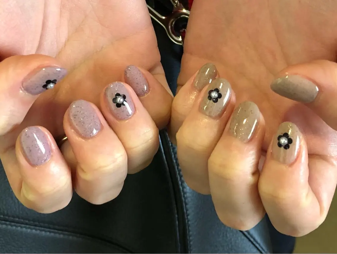 ネイル ハンドネイル パラあり！フィルイン 美フォルムのネイルデザイン