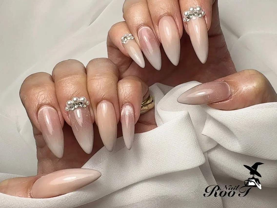 ネイル フラッシュネイル フラッシュマグ グラデーション ハンドネイル RooT Nailのネイルデザイン