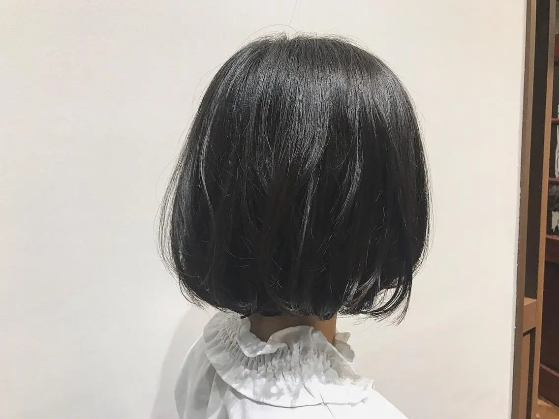 ショート くるくるパーマ aikoのヘアスタイル