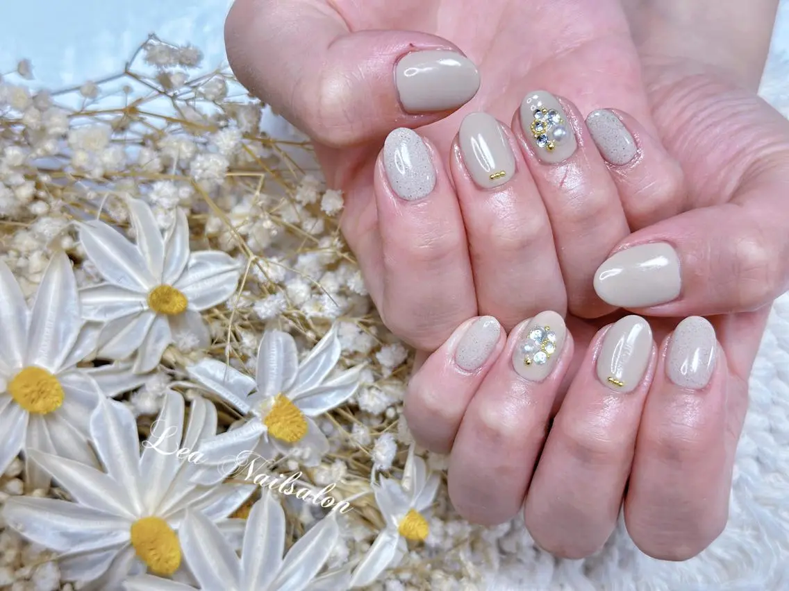 ショート カラー ネイル Le’a NailSalonのネイルデザイン