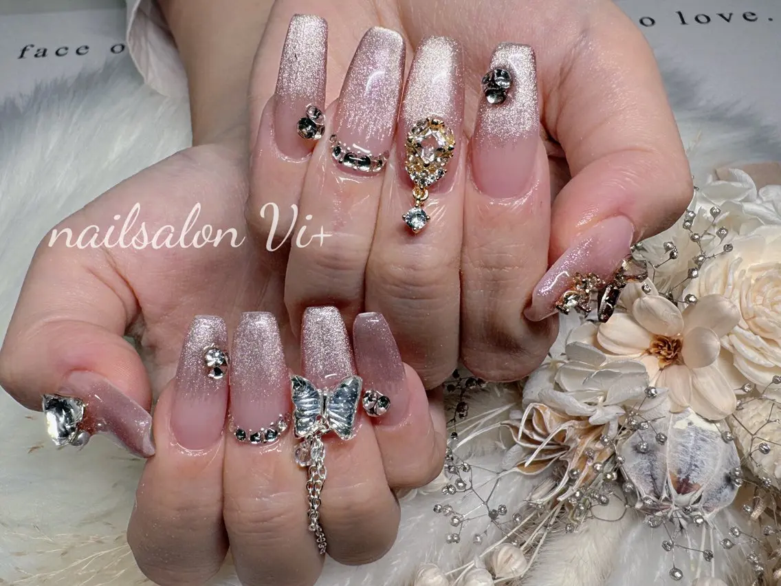 ネイル ハンドネイル ✨Nailsalon Vi+✨のネイルデザイン