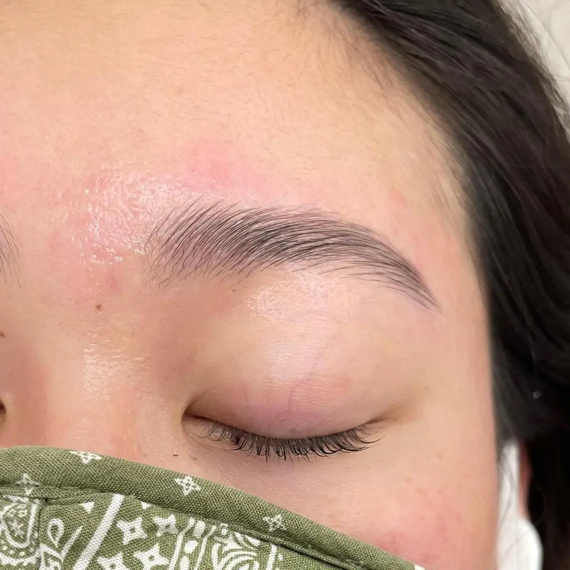 アイブロウ ハリウッドブロウリフト ワックス脱毛 その他(アイブロウ) 鍵山 千秋のヘアスタイル