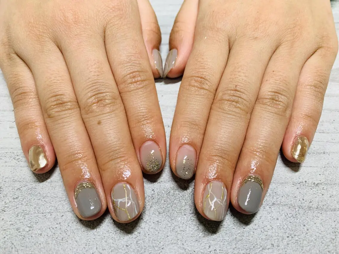ネイル mogunail &blowのネイルデザイン