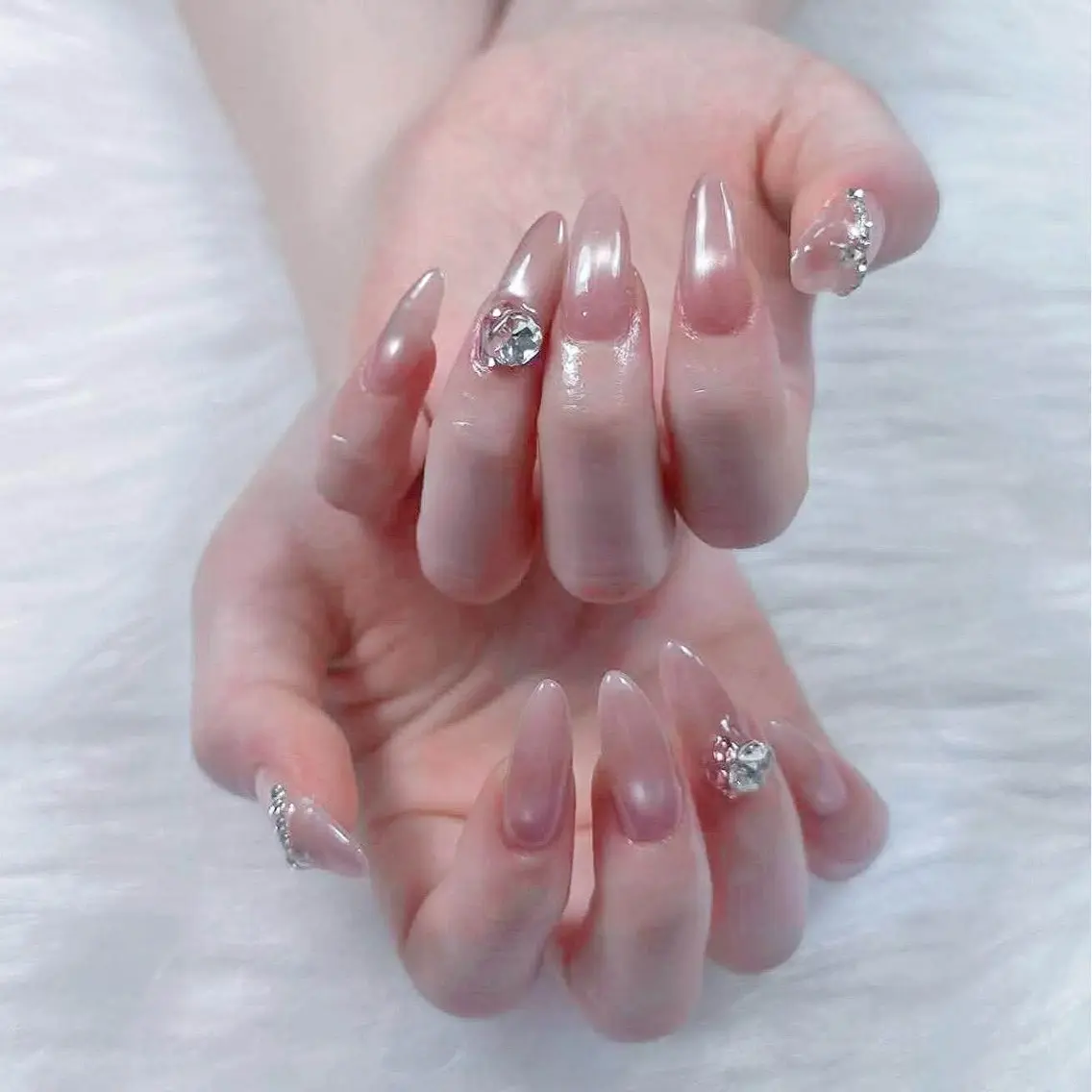 ネイル Hin Hana Nailのネイルデザイン