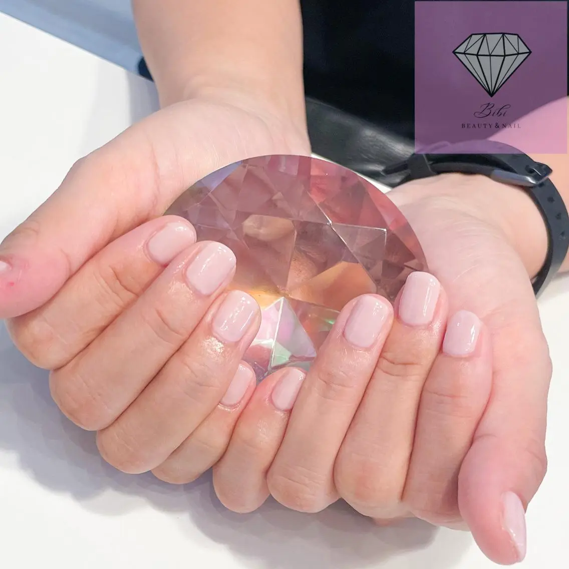 ネイル ワンカラーネイル ピンク ピンクベージュ ハンドネイル ネイルサロン💎 Bibiのネイルデザイン