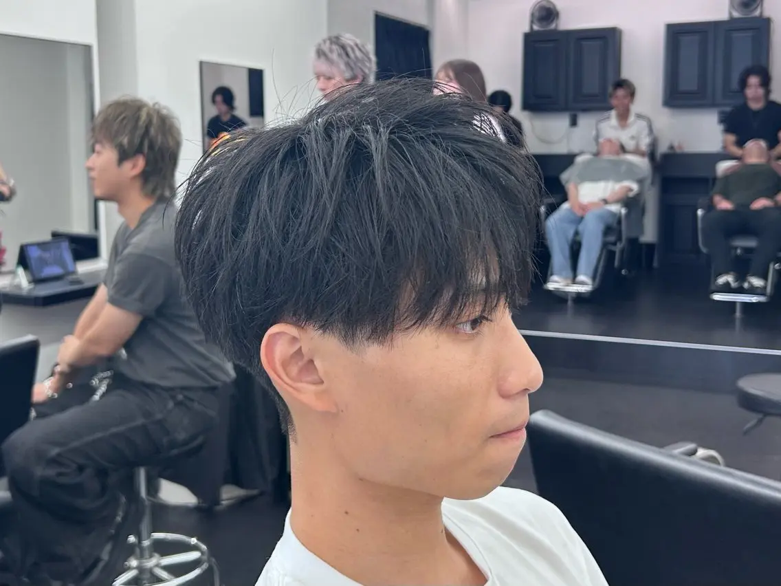 メンズ 🔥メンズパーマ特化 🔥￥7700/のヘアスタイル