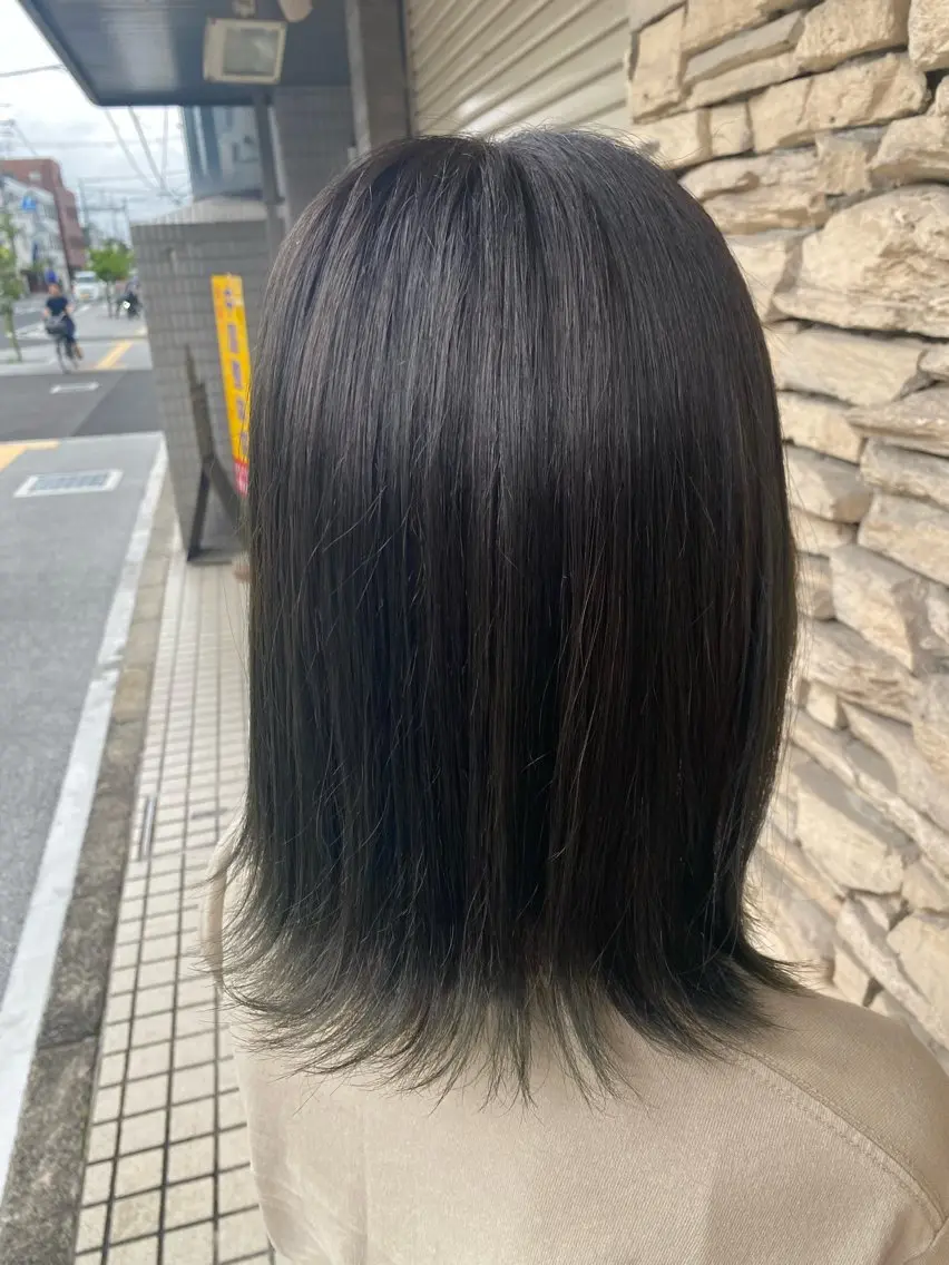 ミディアム Conon 響のヘアスタイル