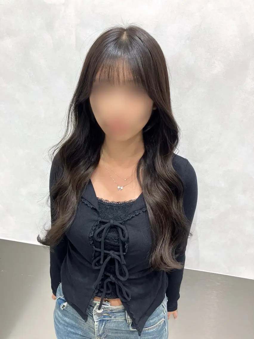 ロング カラー カット ヘアカラー トリートメント 💖ブリーチなし透明 感💖ASAHIのヘアスタイル