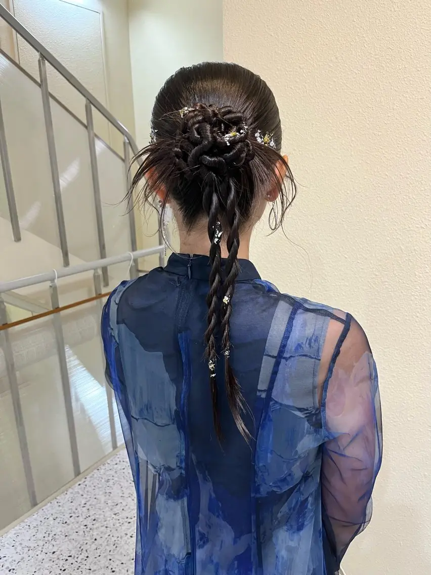 ヘアアレンジ ヘアセット Mila Akariのヘアスタイル