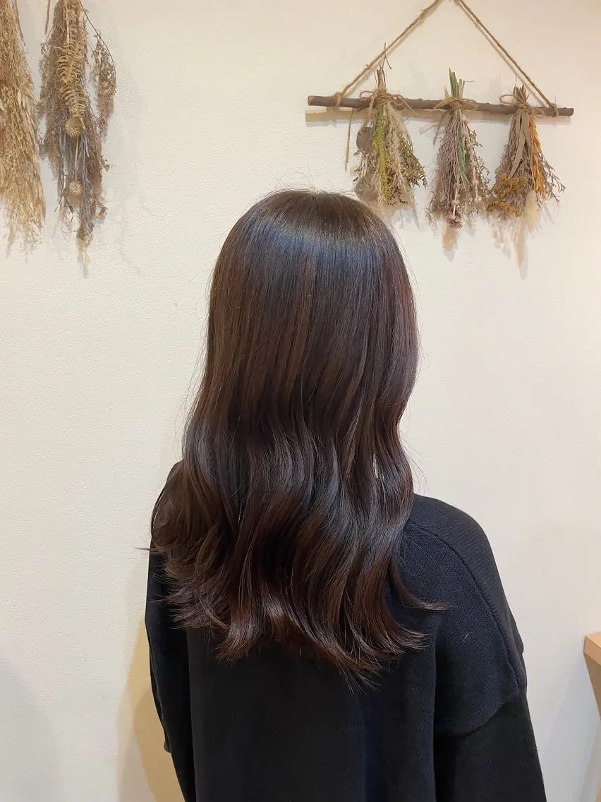 セミロング 中村 樹菜のヘアスタイル