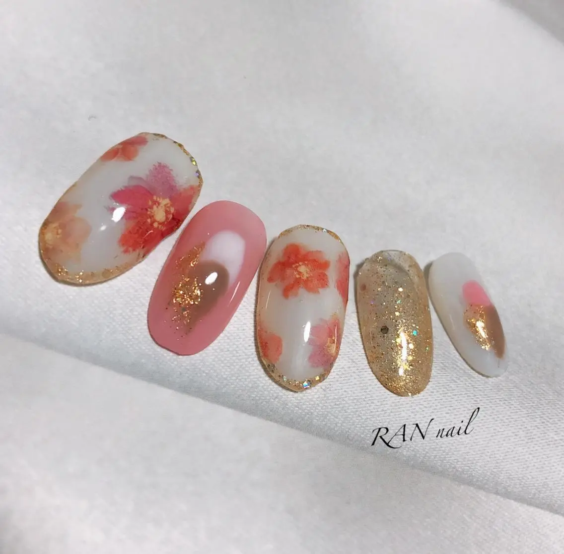 ネイル 入学式 フラワーネイル フットネイル キラキラネイル オフィスネイル ハンドネイル フットネイル RAN nailのネイルデザイン