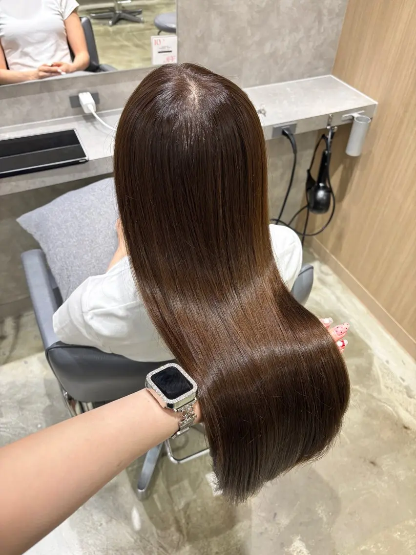 ロング カラー ベージュカラー ショコラベージュ カット ヘアカラー トリートメント より♡ モデル募集中🎀のヘアスタイル