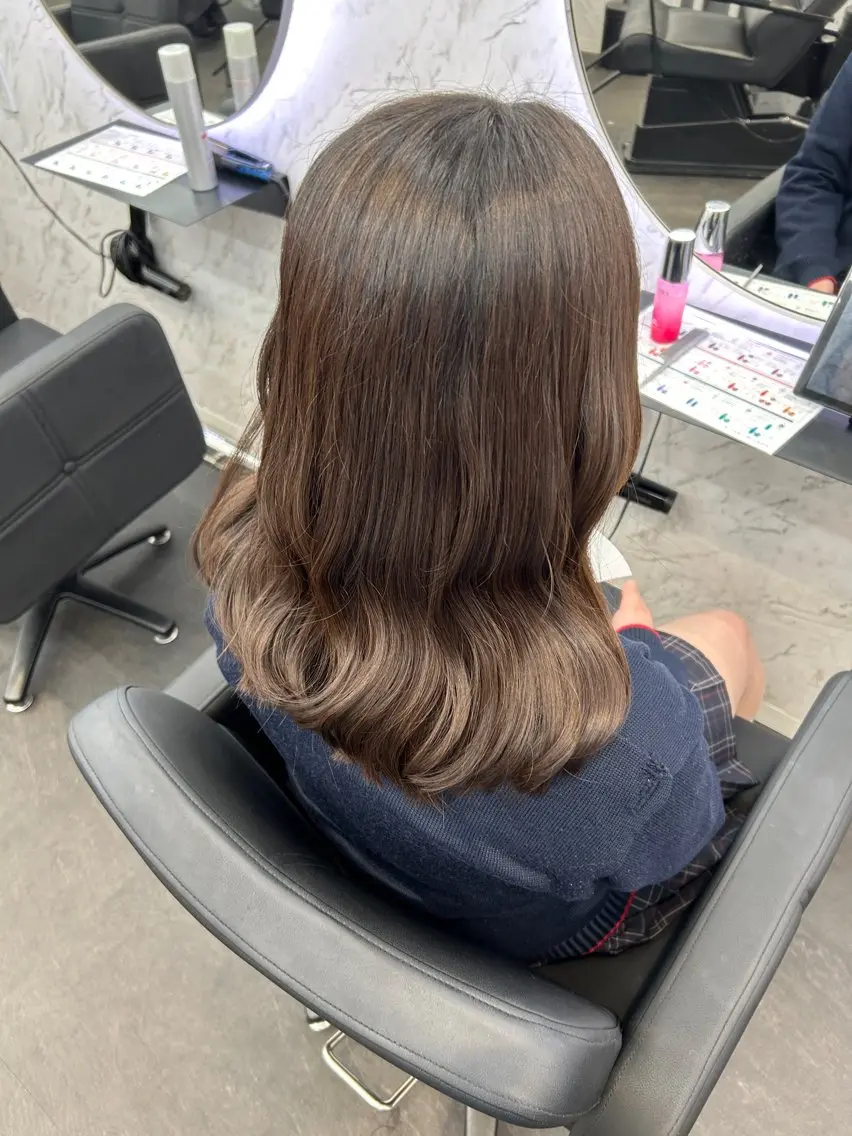 セミロング トリートメント カット¥1100 ✂️MIUのヘアスタイル