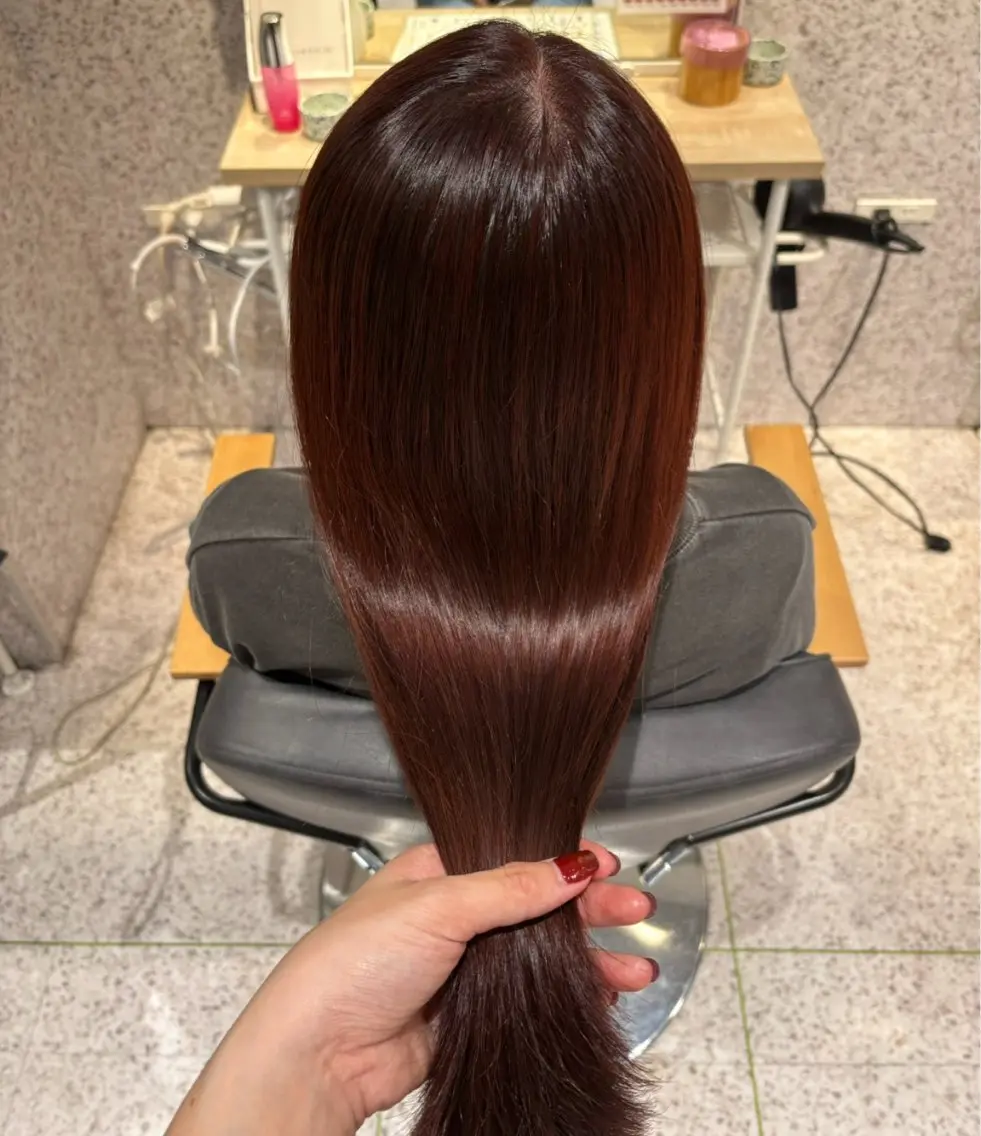 セミロング カラー セミロングパーマ ダブルカラー イヤリングカラー ハイライトカラー ハイトーンカラー カット ヘアカラー 暖色カラー/ パリジェンヌ💟みくのヘアスタイル