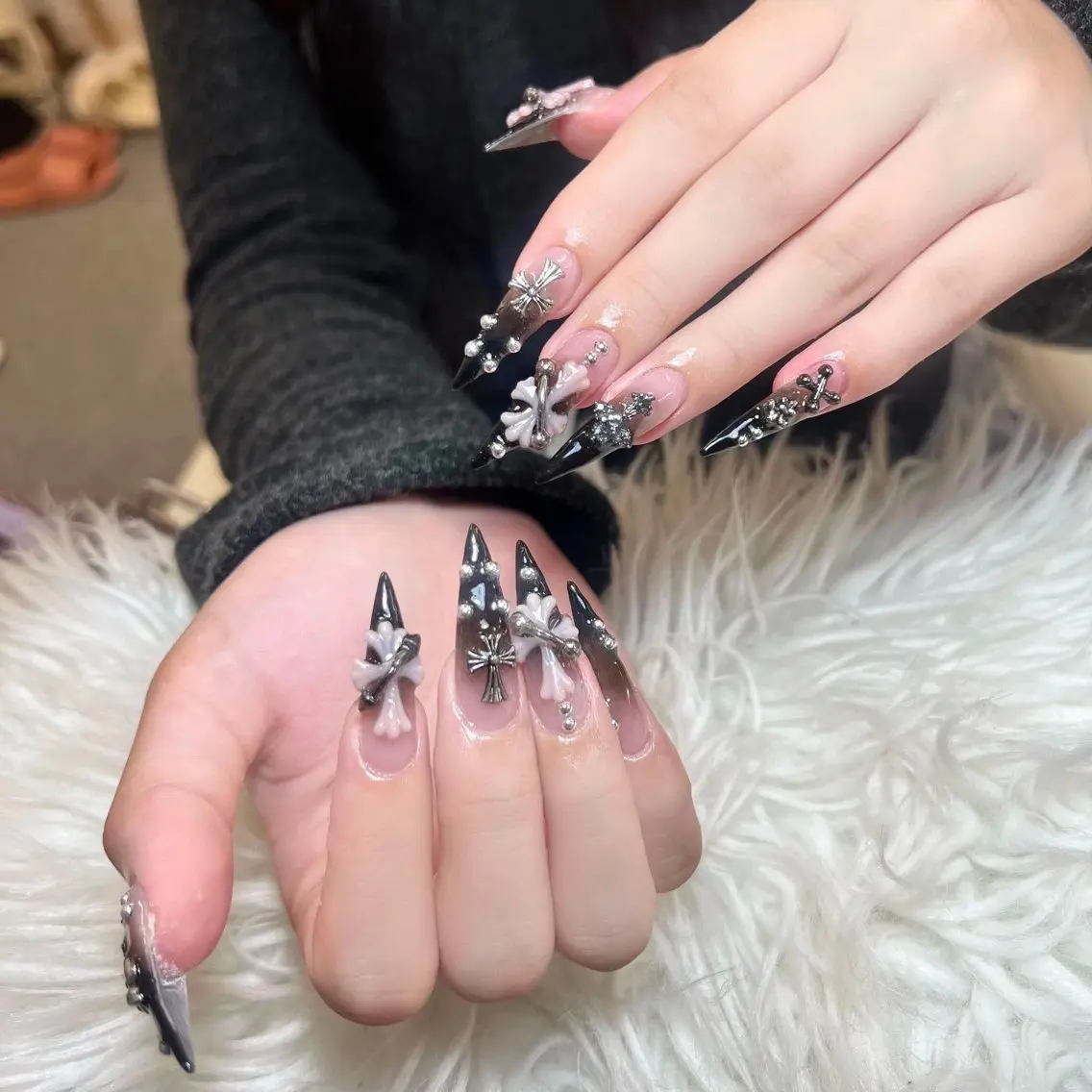 ネイル ハンドネイル ANH NAIL ゴテゴテ専門店💎のネイルデザイン