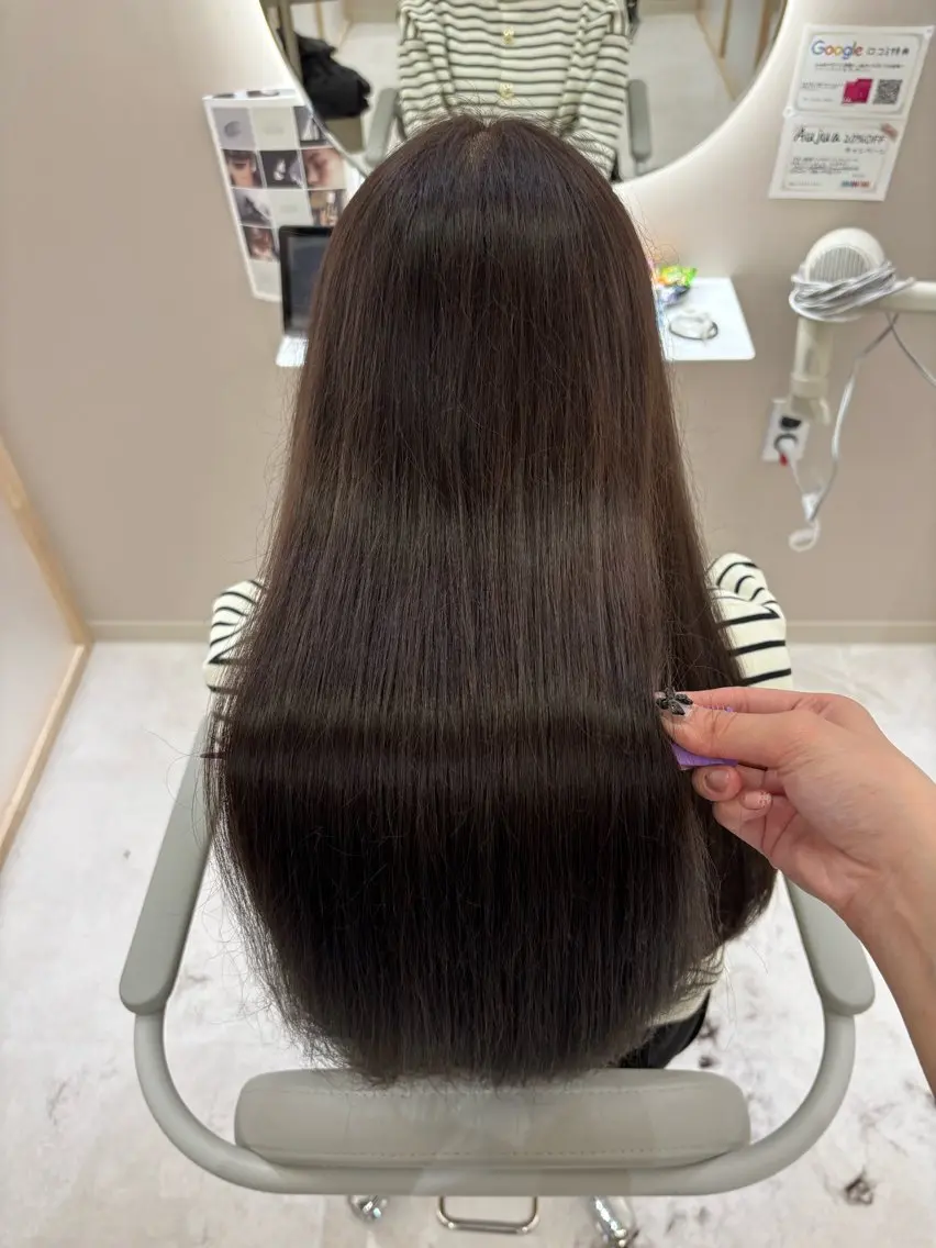 カラー 透明感カラー グレージュ カット ヘアカラー トリートメント Momoka / 髪質改善のヘアスタイル