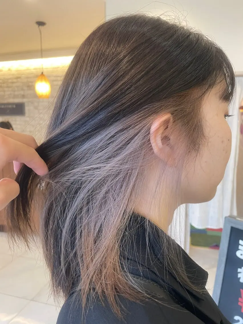 カラー ベージュカラー ブリーチ GRANDEUR natsukiのヘアスタイル