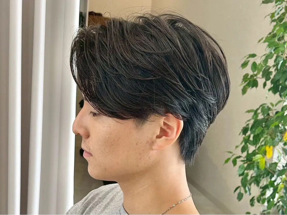 ショート センターパート 韓国ヘア・綾也のヘアスタイル