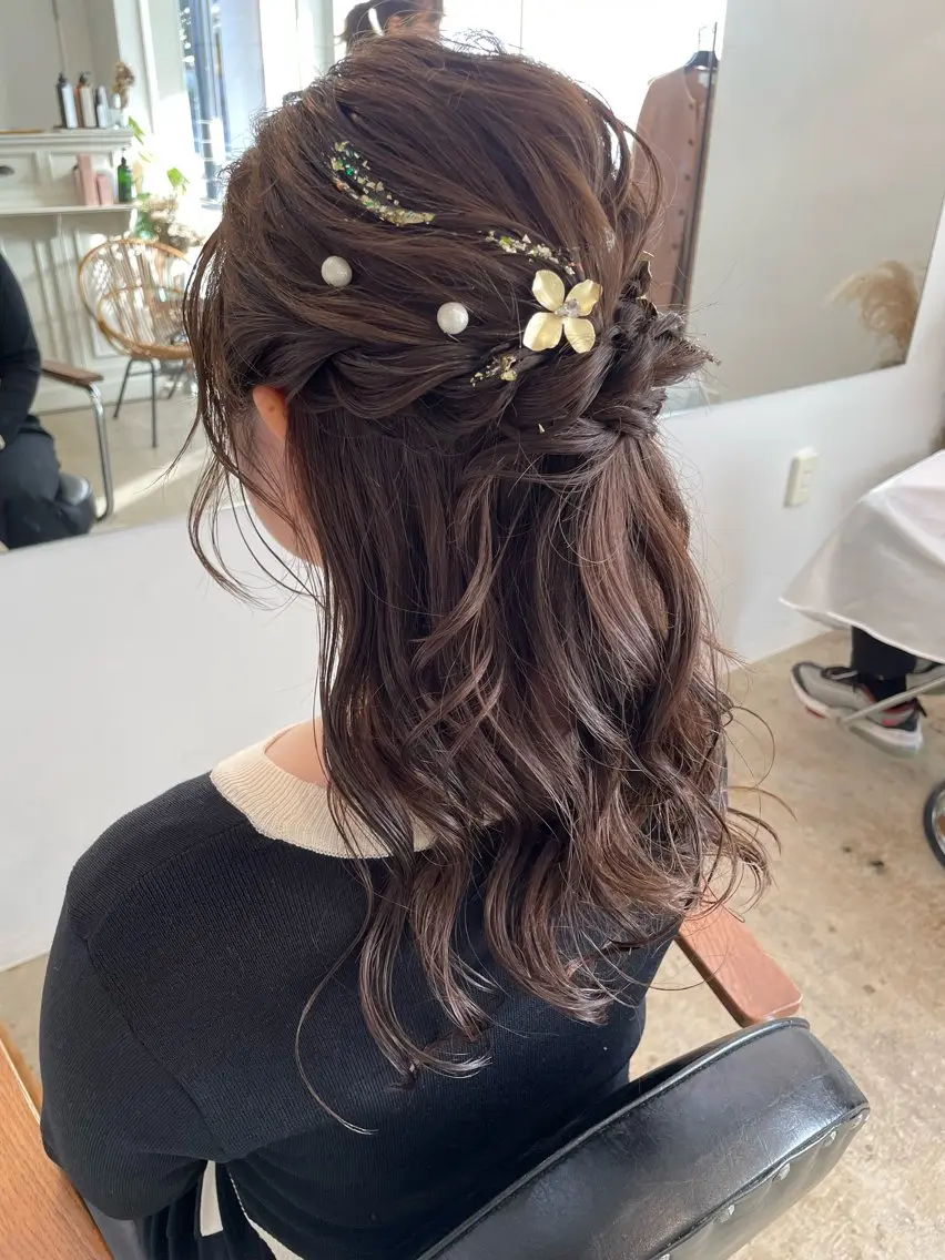 ロング カラー ヘアアレンジ ✿ 𝚜𝚊𝚔𝚒 ✿のヘアスタイル