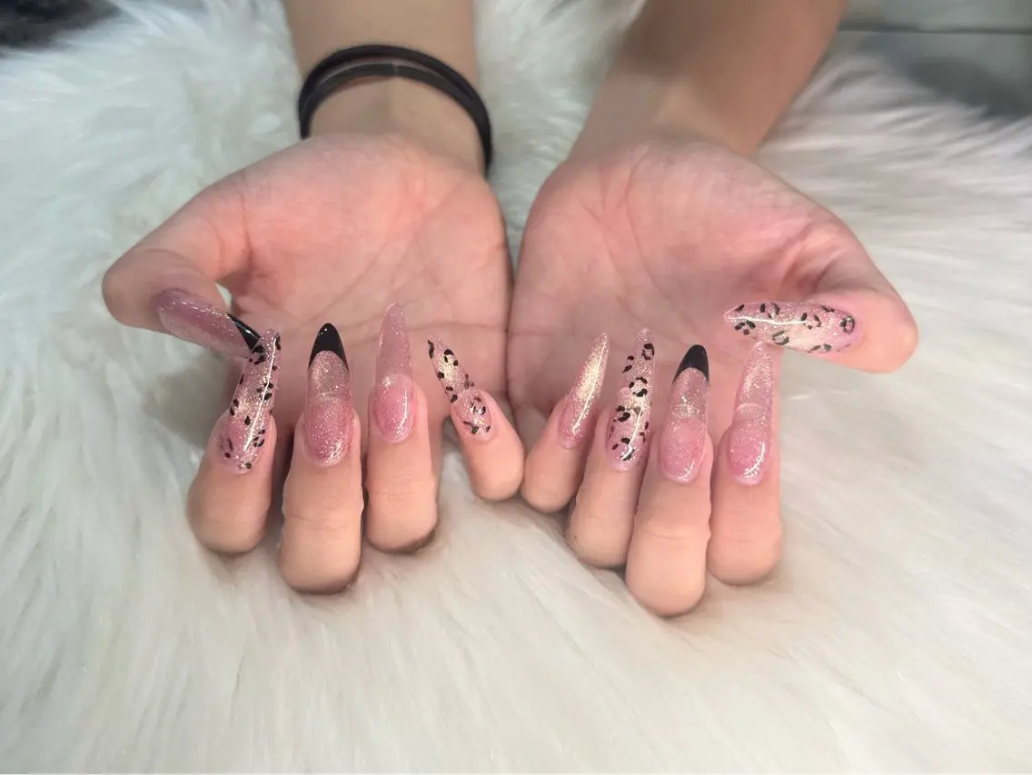 ネイル ピンク Viel💅 〜yuki〜のネイルデザイン