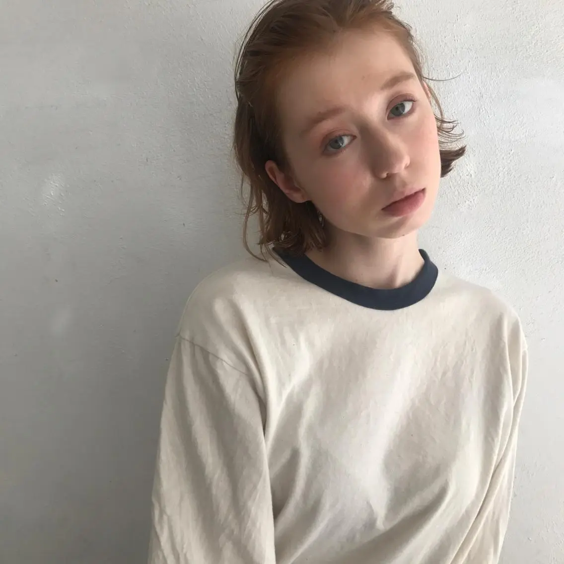 ミディアム パーマ 末永 穂奈美のヘアスタイル