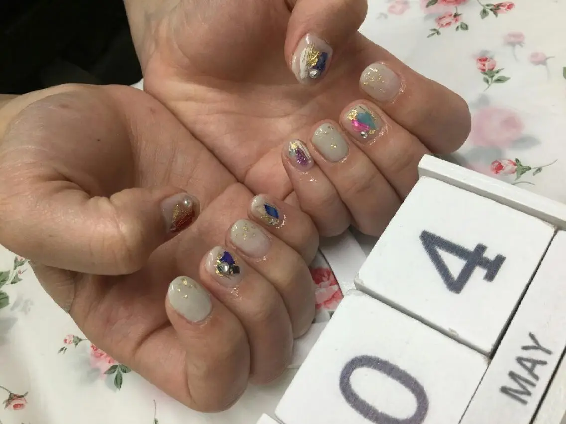 ネイル ニュアンスネイル JEWEL nailのネイルデザイン