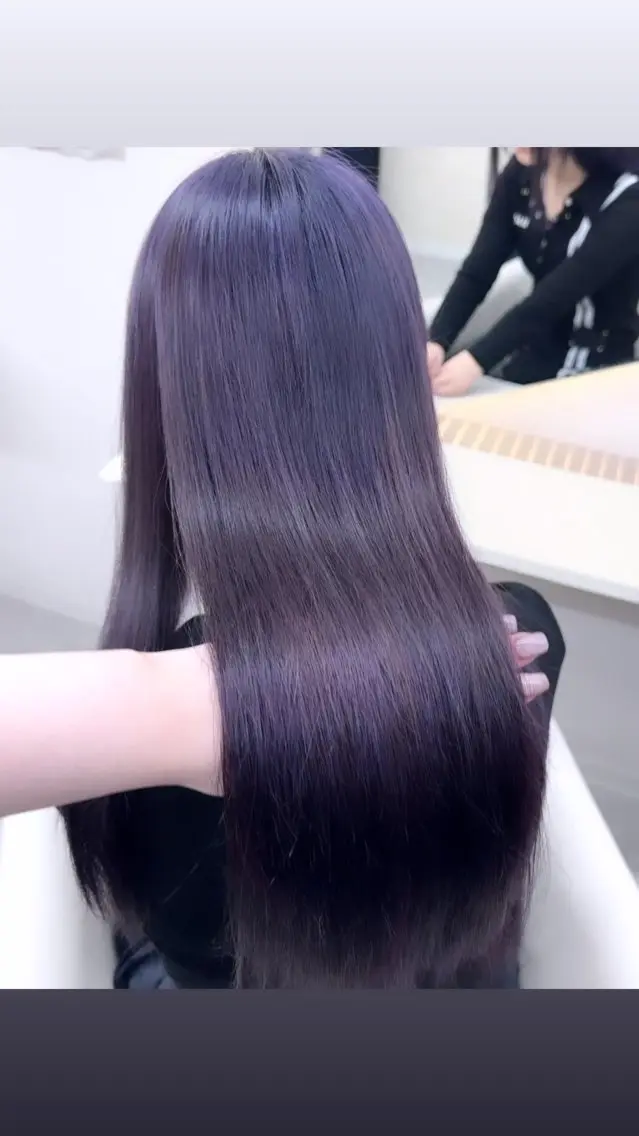 セミロング カラー ヘアアレンジ 黒髪 ブルーカラー ブルーブラック 透明感カラー グレージュ ヘアカラー 🖤kana韓国ヘア 艶髪カラー特化🖤のヘアスタイル