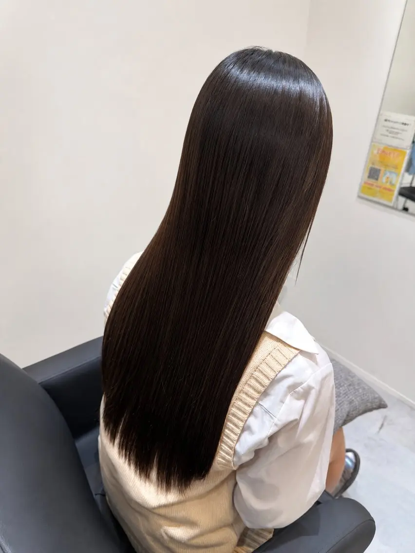 ロング 縮毛矯正 トリートメント Emuest心斎橋 SAKIのヘアスタイル