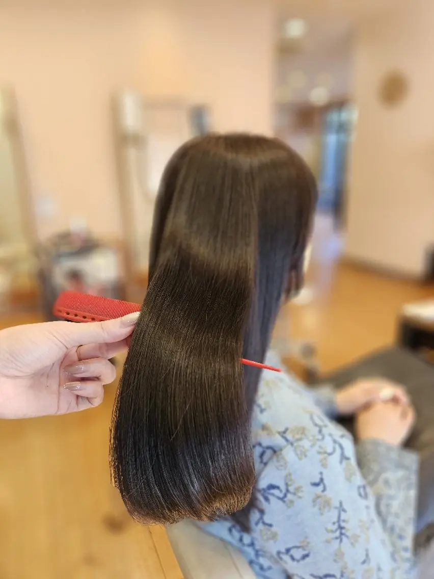 ロング 髪質改善/白髪ぼかし SHIONのヘアスタイル