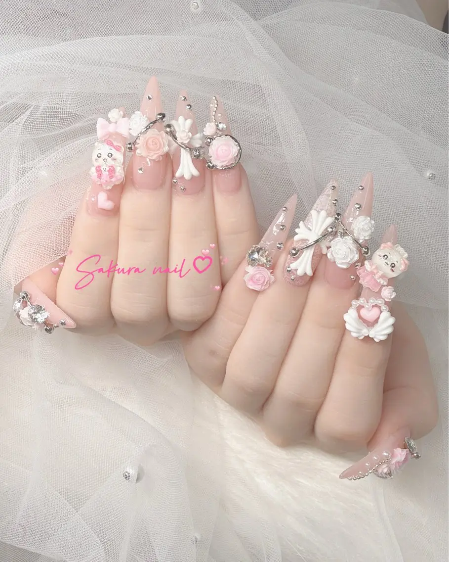 ネイル オーロラネイル クリアネイル フラッシュネイル フレンチネイル ジェルネイル ハンドネイル Sakura Nail Salonのネイルデザイン
