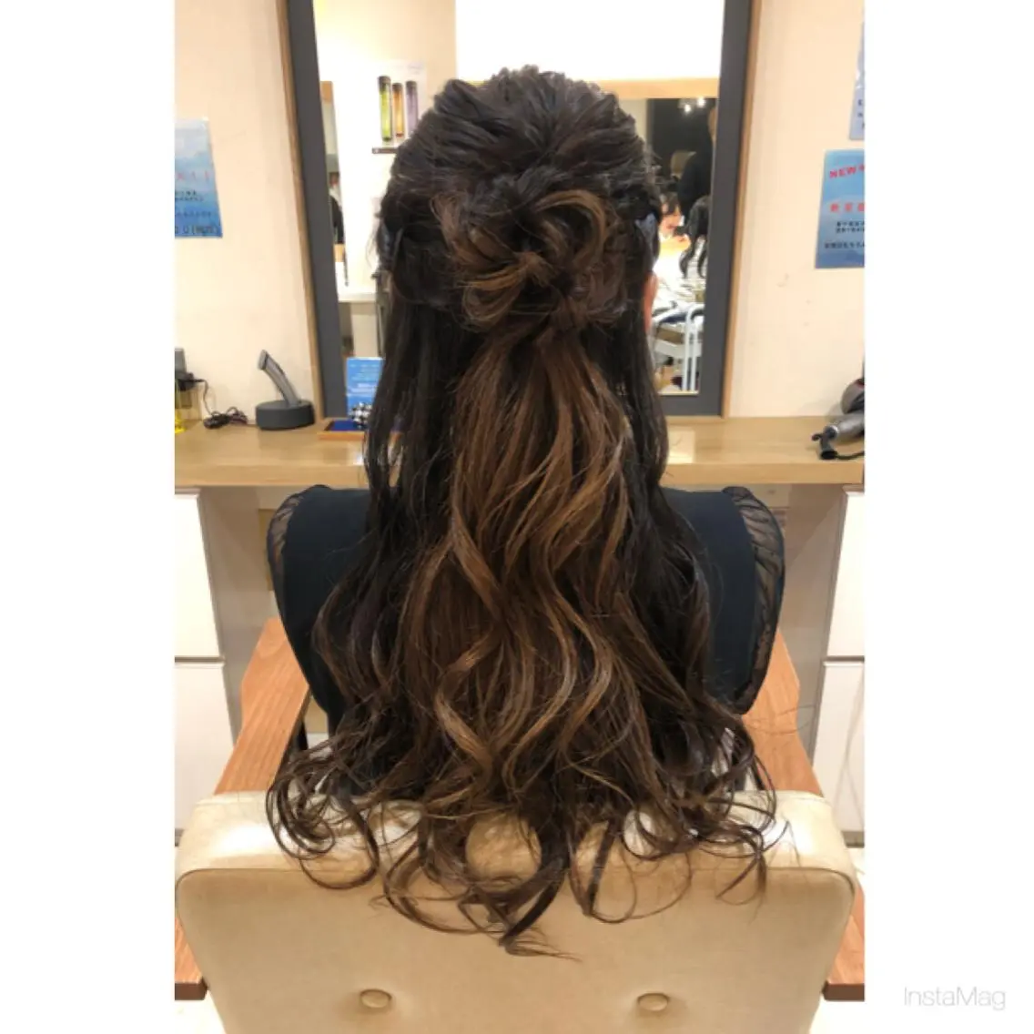 ロング ヘアアレンジ ハーフアップ ヘアセット 岩間 香純のヘアスタイル