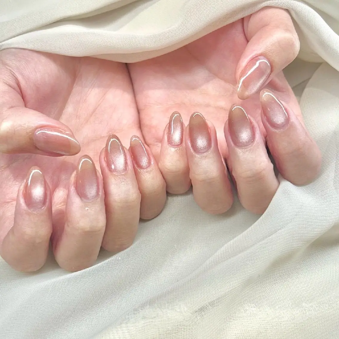 【初回オフ無料】HAND マグネット/ミラー/フラッシュ ワンカラーの写真