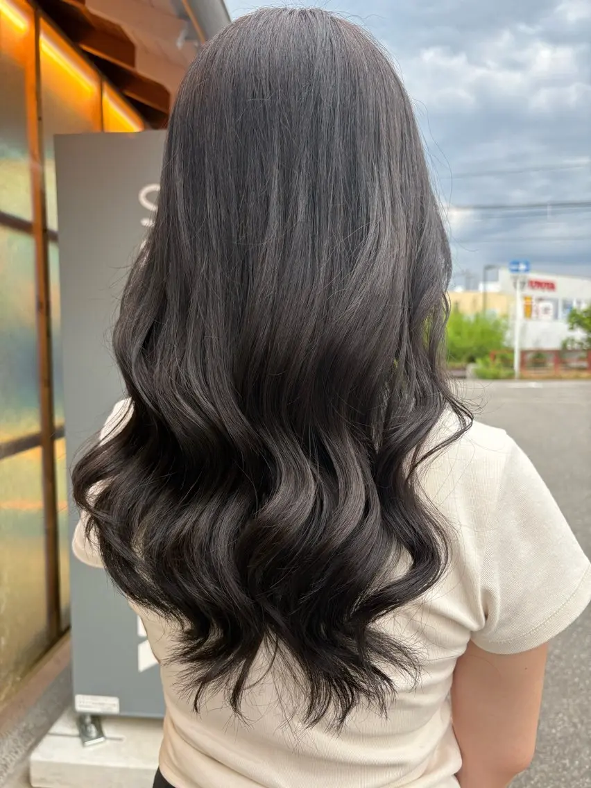 ロング 丹羽 来夢のヘアスタイル