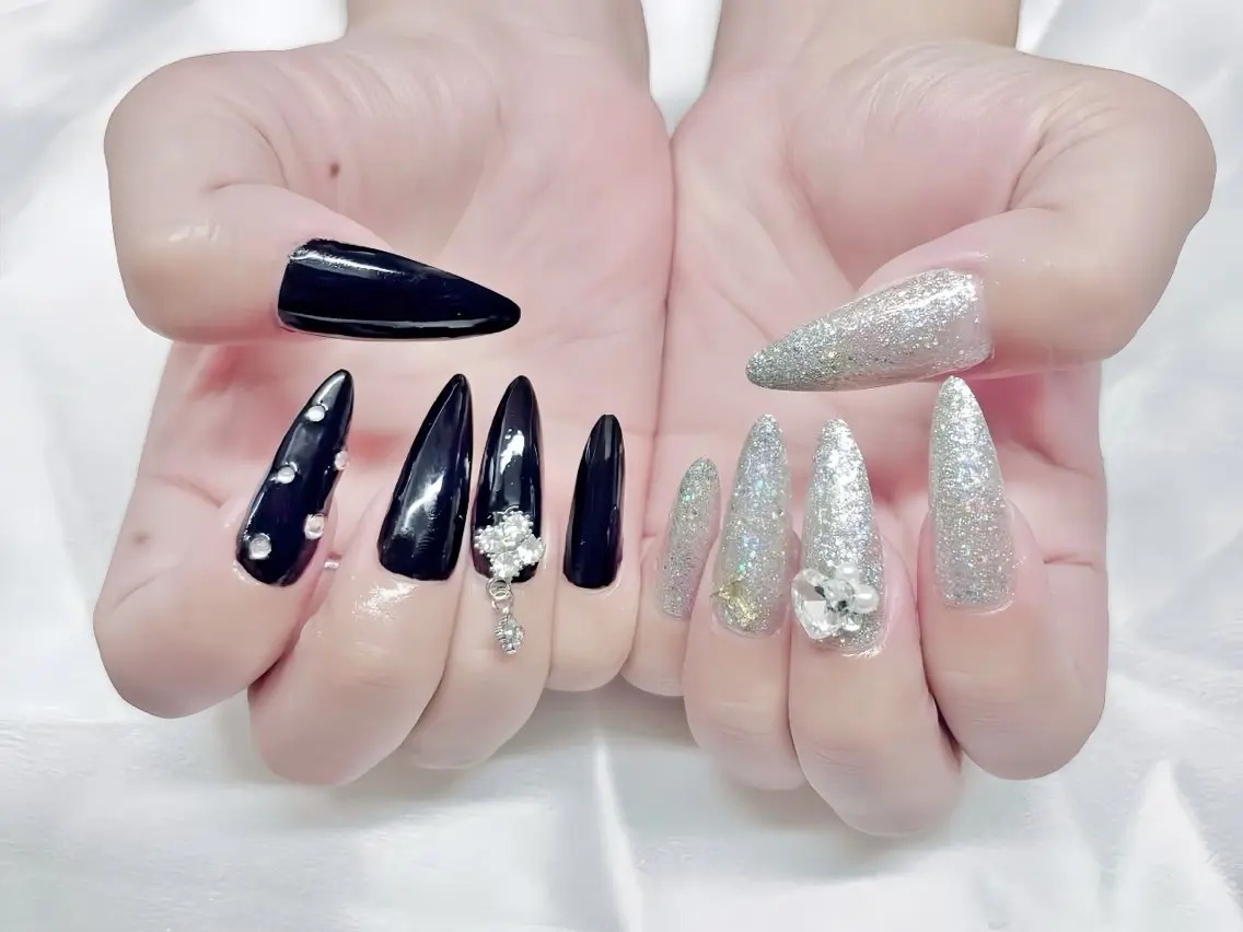 ネイル アートネイル フレンチネイル ジェルネイル 韓国ネイル ミラーネイル ハンドネイル Rin Nail 新大久保店のネイルデザイン