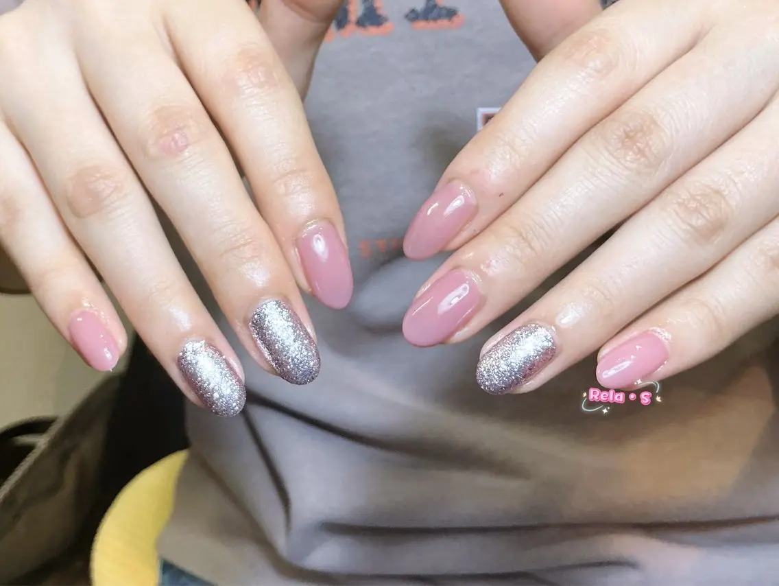 ネイル オーロラネイル 長さ出し フレンチネイル ジェルネイル ガラスフレンチ Rela・S NAILのネイルデザイン