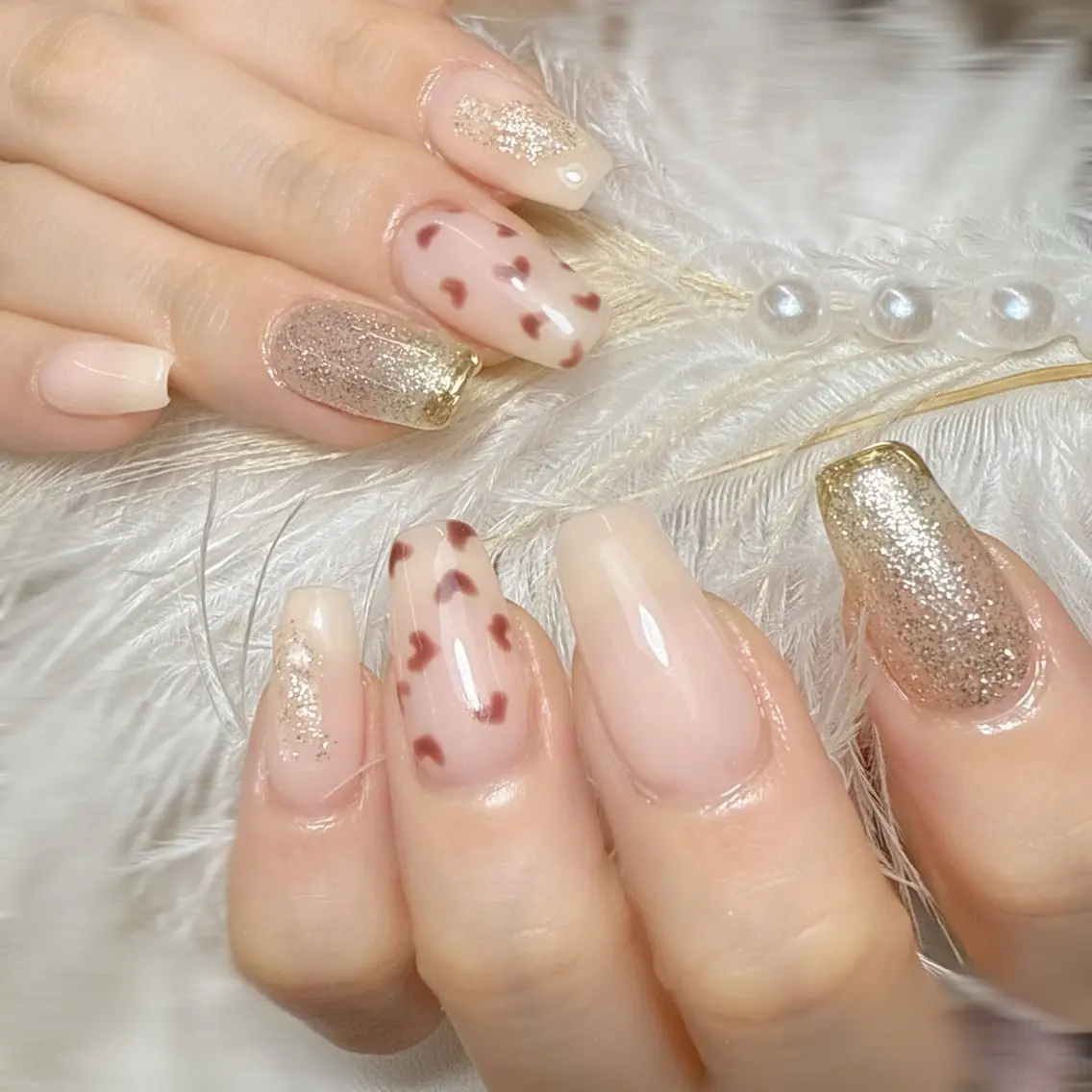 ネイル ハンドネイル グロー ネイルのネイルデザイン