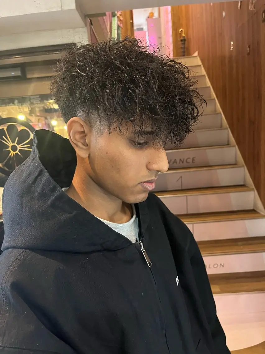 ショート パーマ メンズ スペインカール カット パーマ AVANCE.難波 店長 松元のヘアスタイル