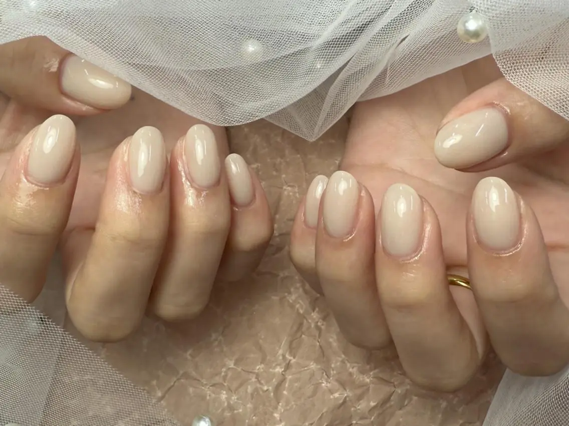 ネイル シンプルネイル ハンドネイル ハンドケア ToliyDeliy ネイルサロンのネイルデザイン