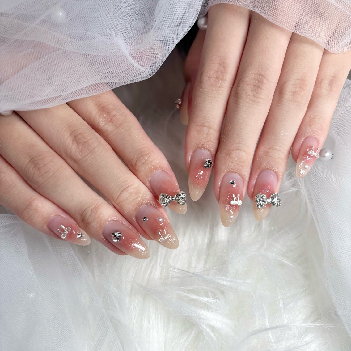ネイル チークネイル tomo nailのネイルデザイン