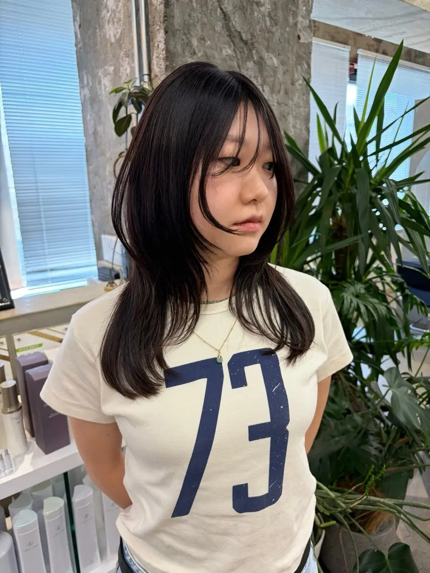 ロング カット アライ レンカのヘアスタイル