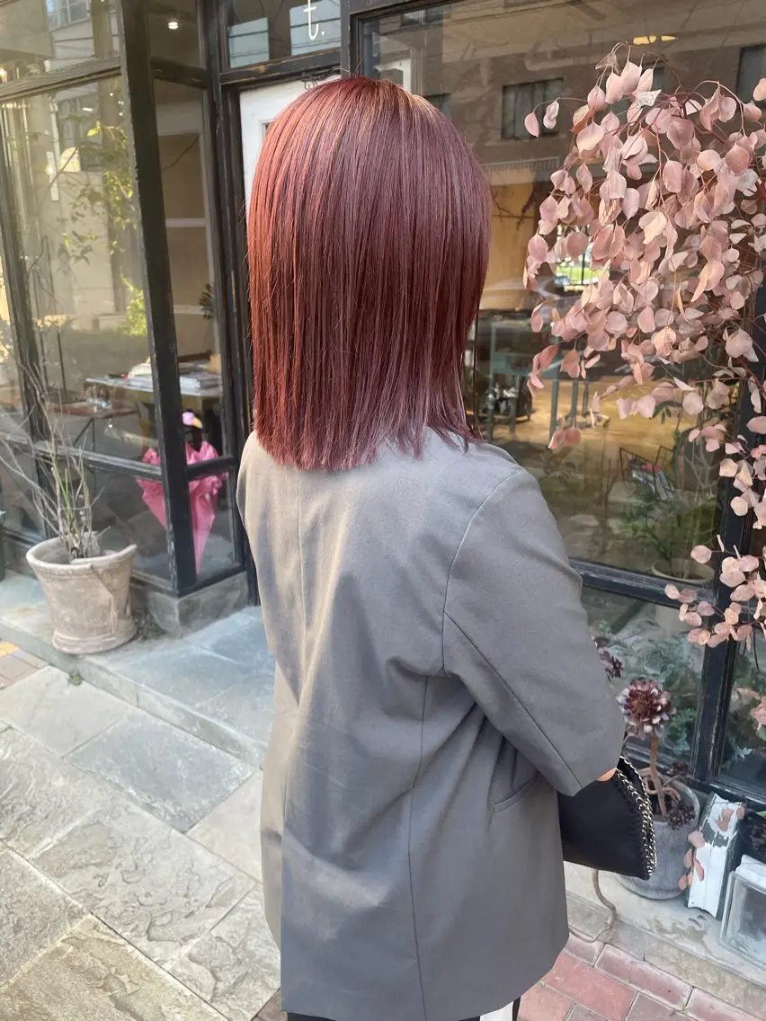 ミディアム カラー 日高 香織のヘアスタイル
