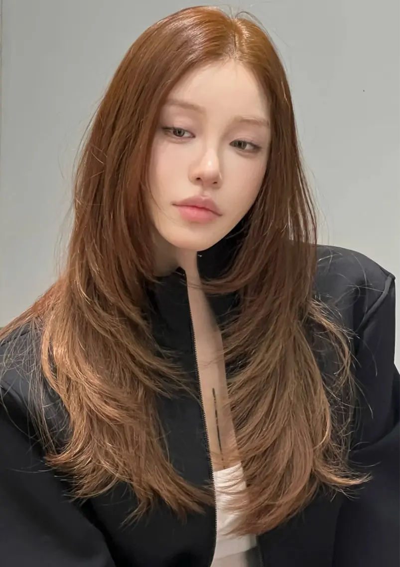 カラー 韓国風レイヤーカラー ライムのヘアスタイル