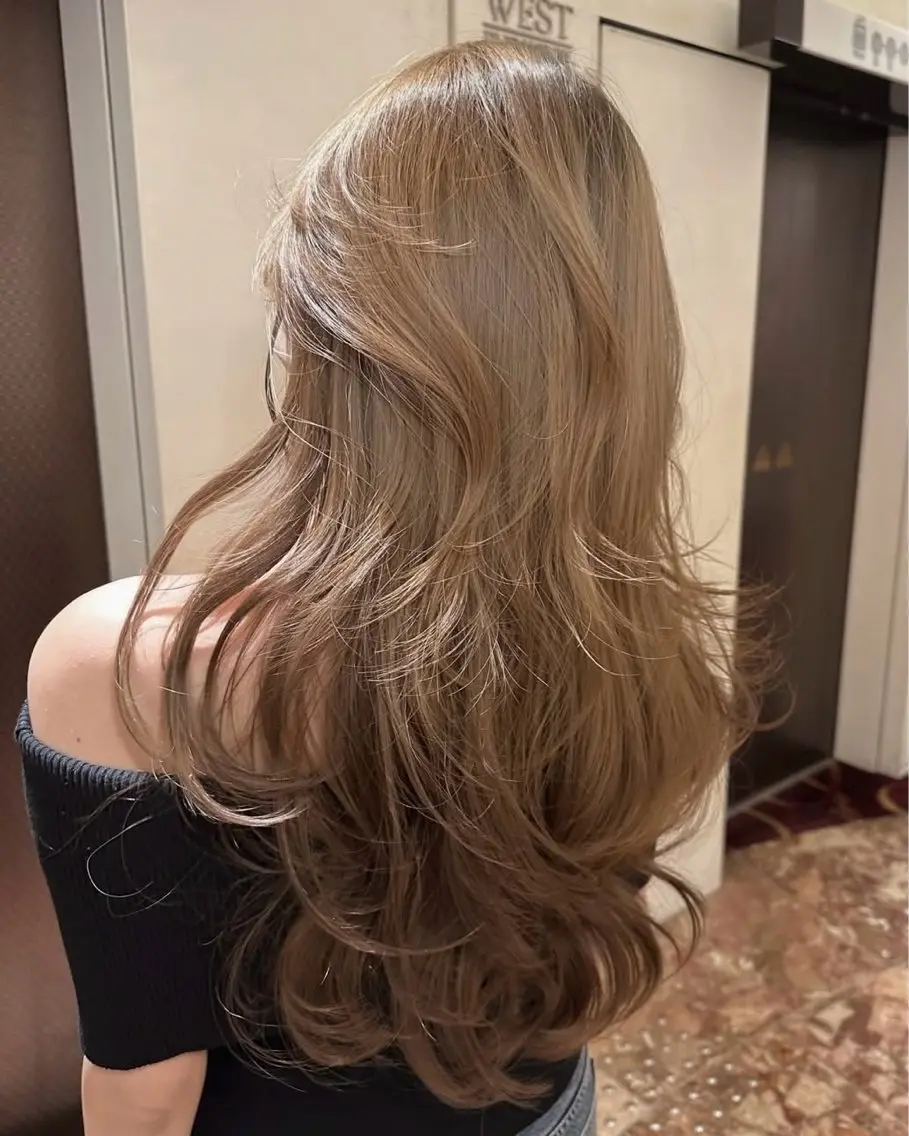 カラー iki shihoのヘアスタイル
