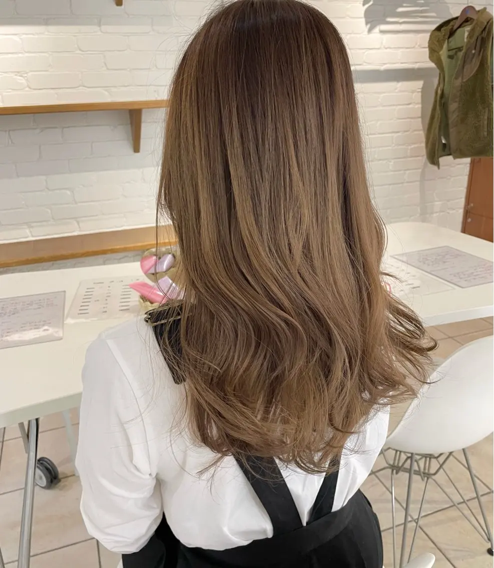 ロング 🌿透明感カラー 松本麻里奈🌼のヘアスタイル